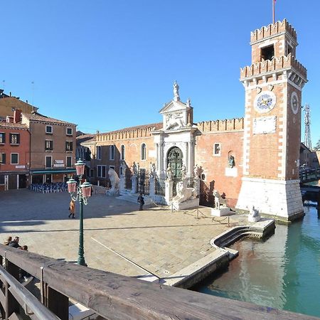 Stunning Apartment In Venezia With Kitchenette エクステリア 写真