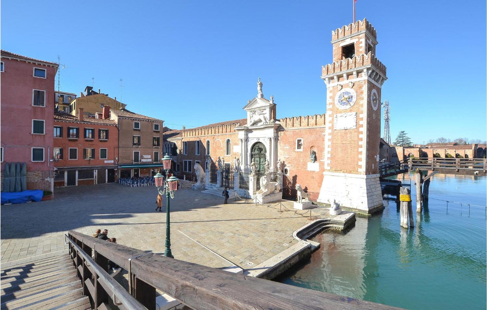 Stunning Apartment In Venezia With Kitchenette エクステリア 写真